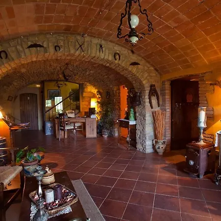 Charming Boutique Emporda * Peratallada