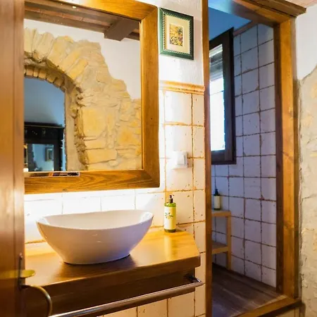 Charming Boutique Emporda Villa Peratallada